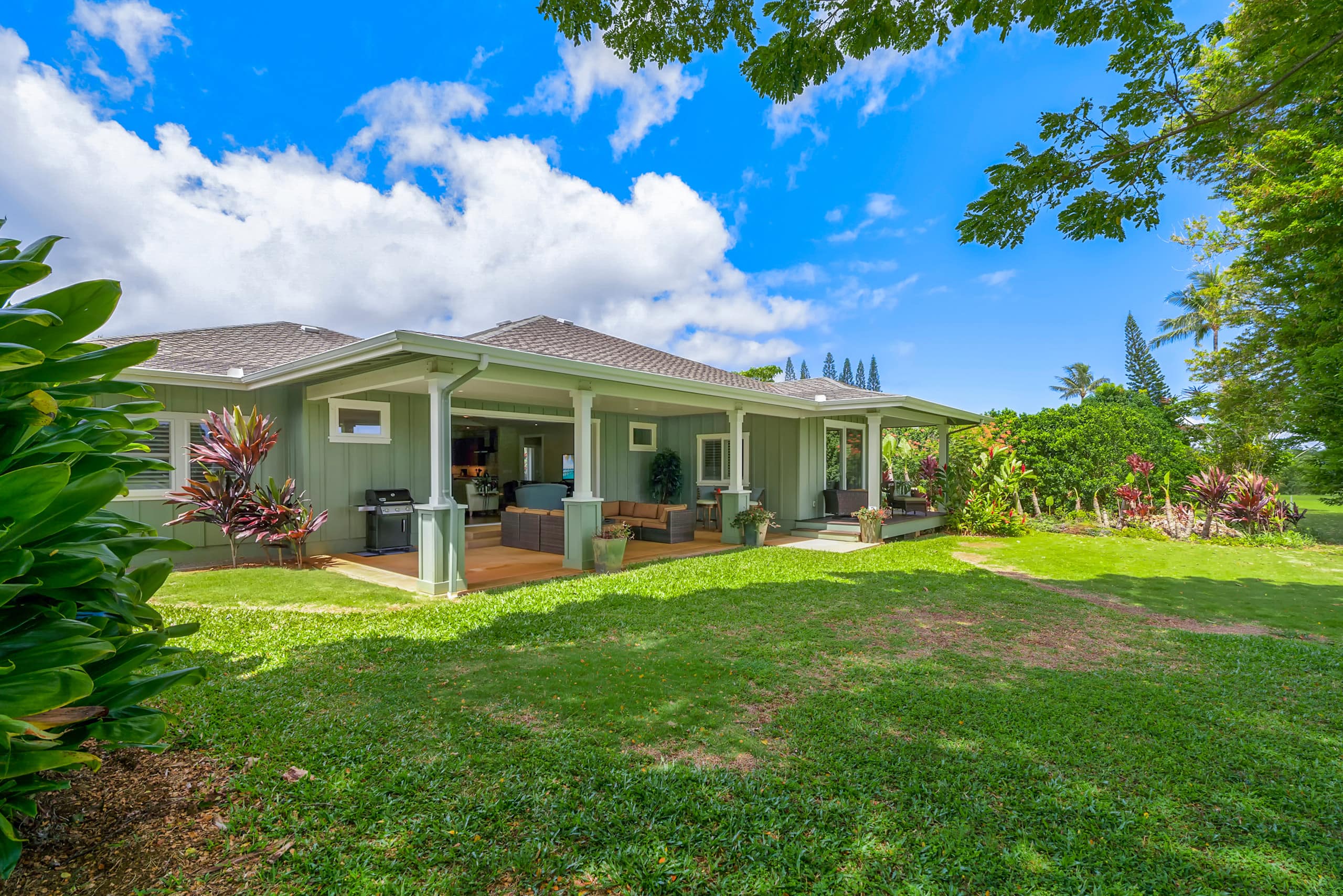 Hale Alaula, Elegant Hawaiian Home with A/C - Photo 44