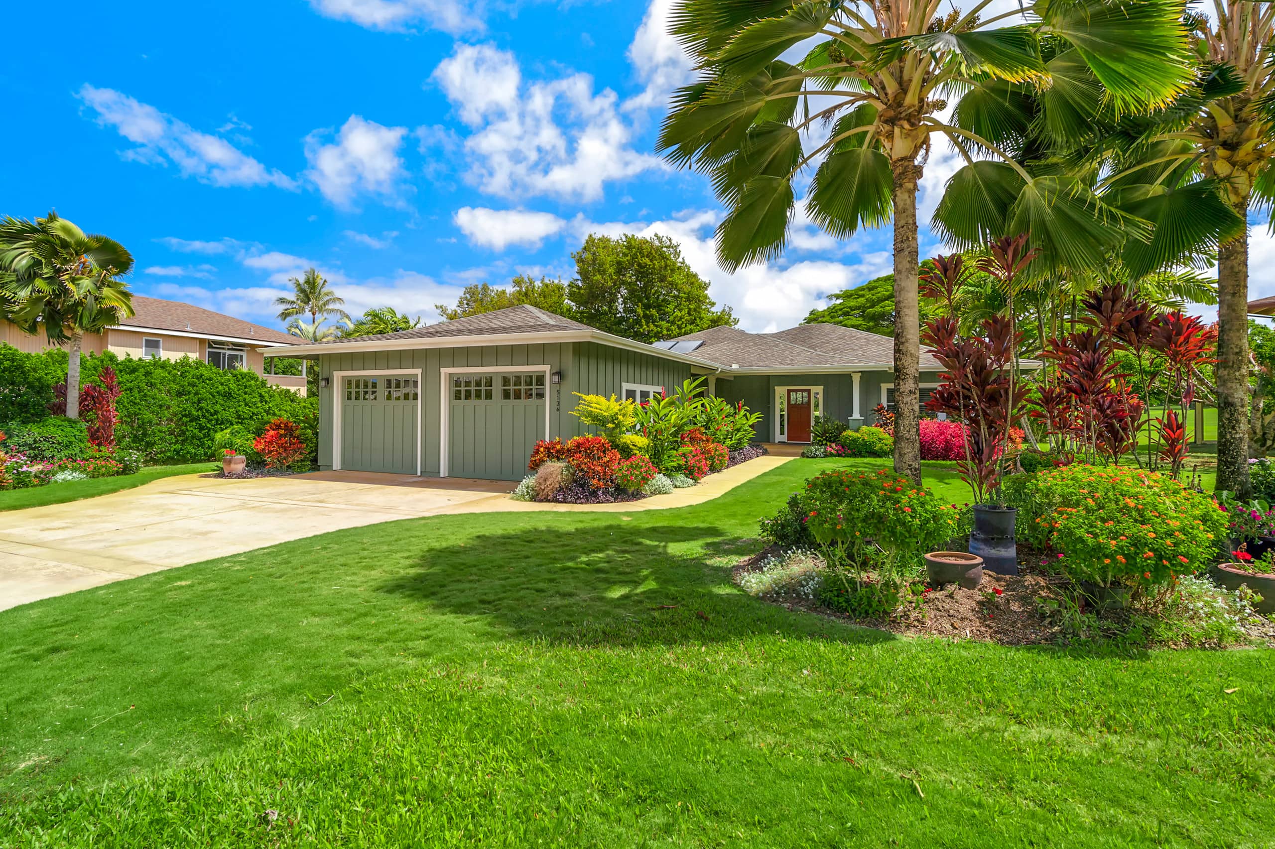 Hale Alaula, Elegant Hawaiian Home with A/C - Photo 43
