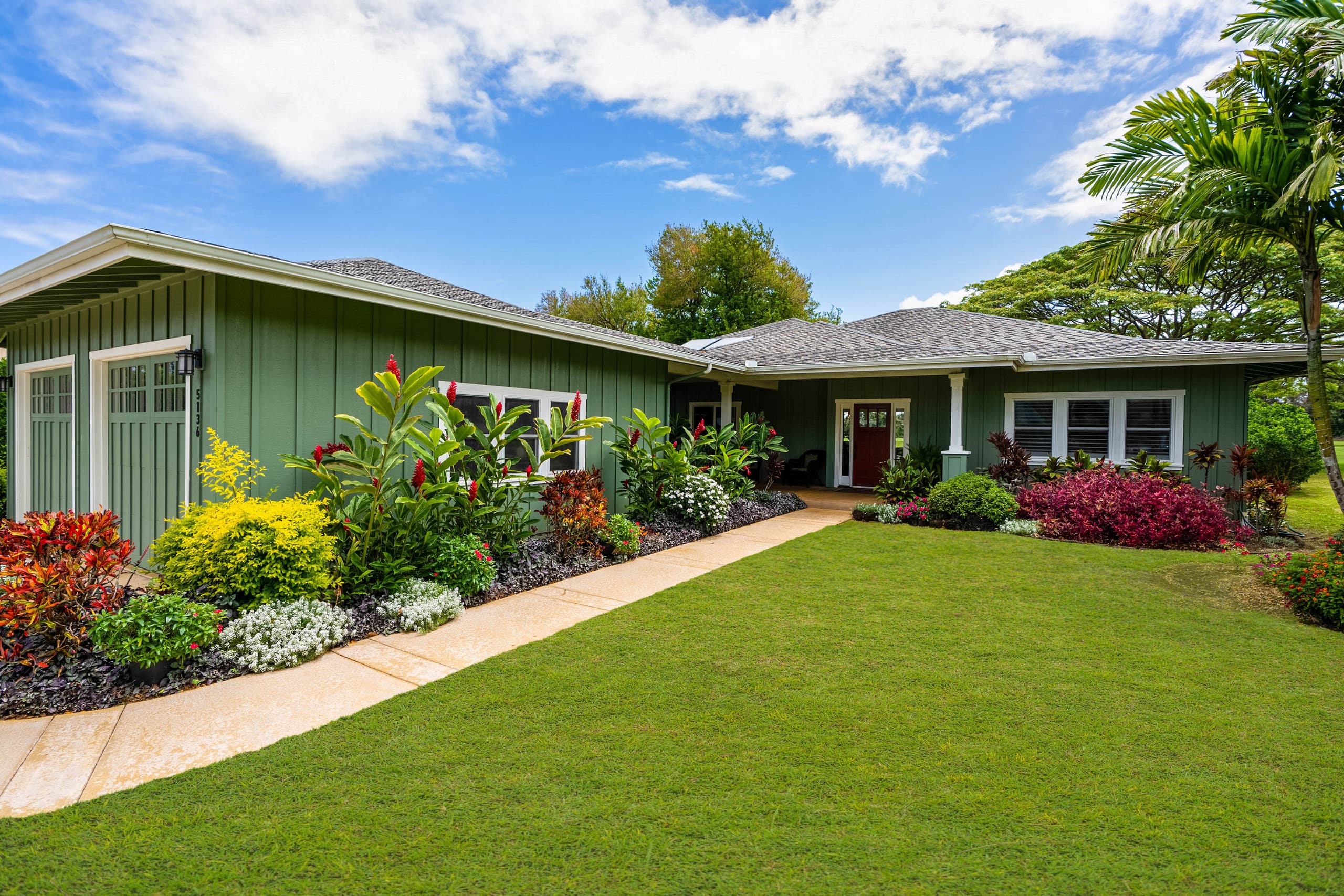 Hale Alaula, Elegant Hawaiian Home with A/C - Photo 49