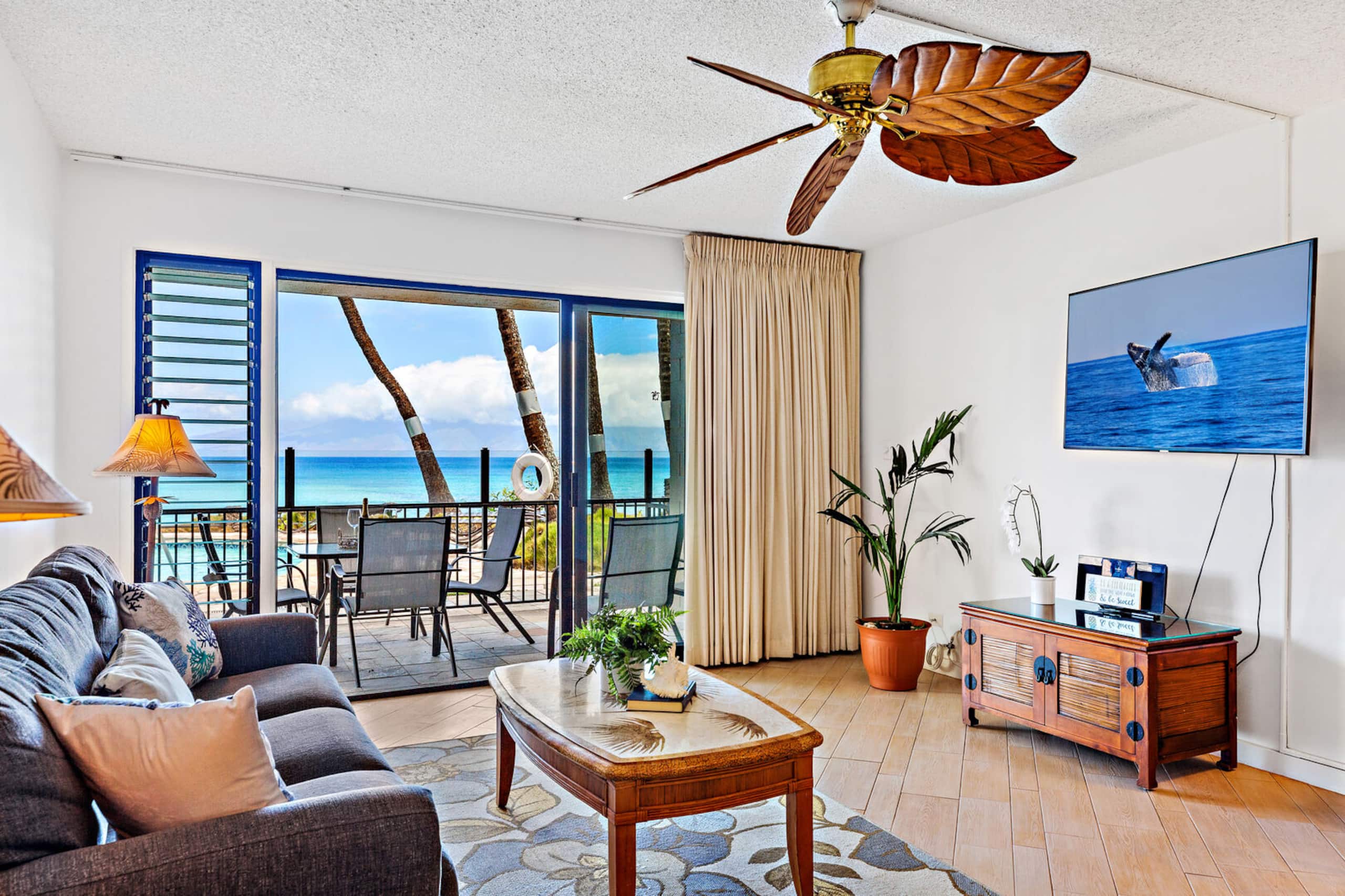 Condo in Lahaina · ★4.81 · 1 bedroom · 2 beds · 1 bath - Image 3