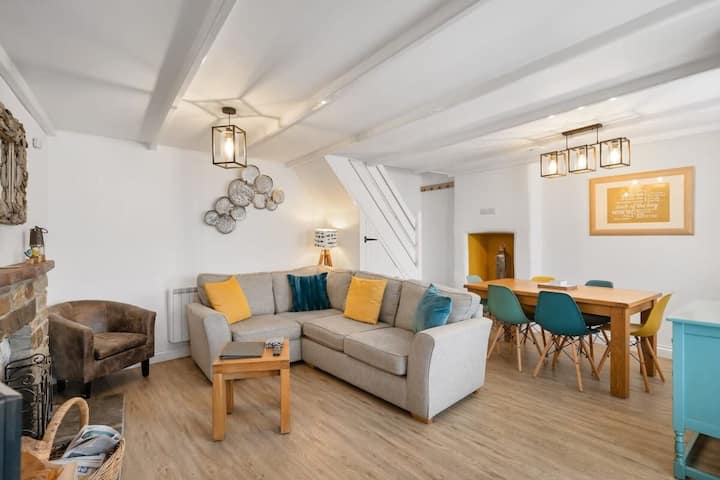 Beautiful Cottage Minutes from Mevagissey Harbour