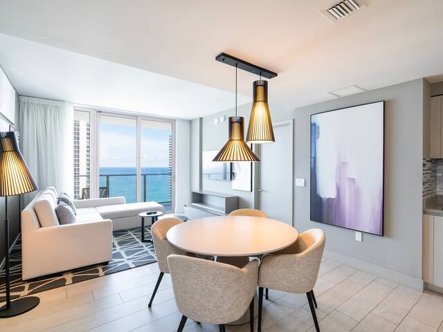 Top Oceanview 2BR Condo – CS47 gallery image 4