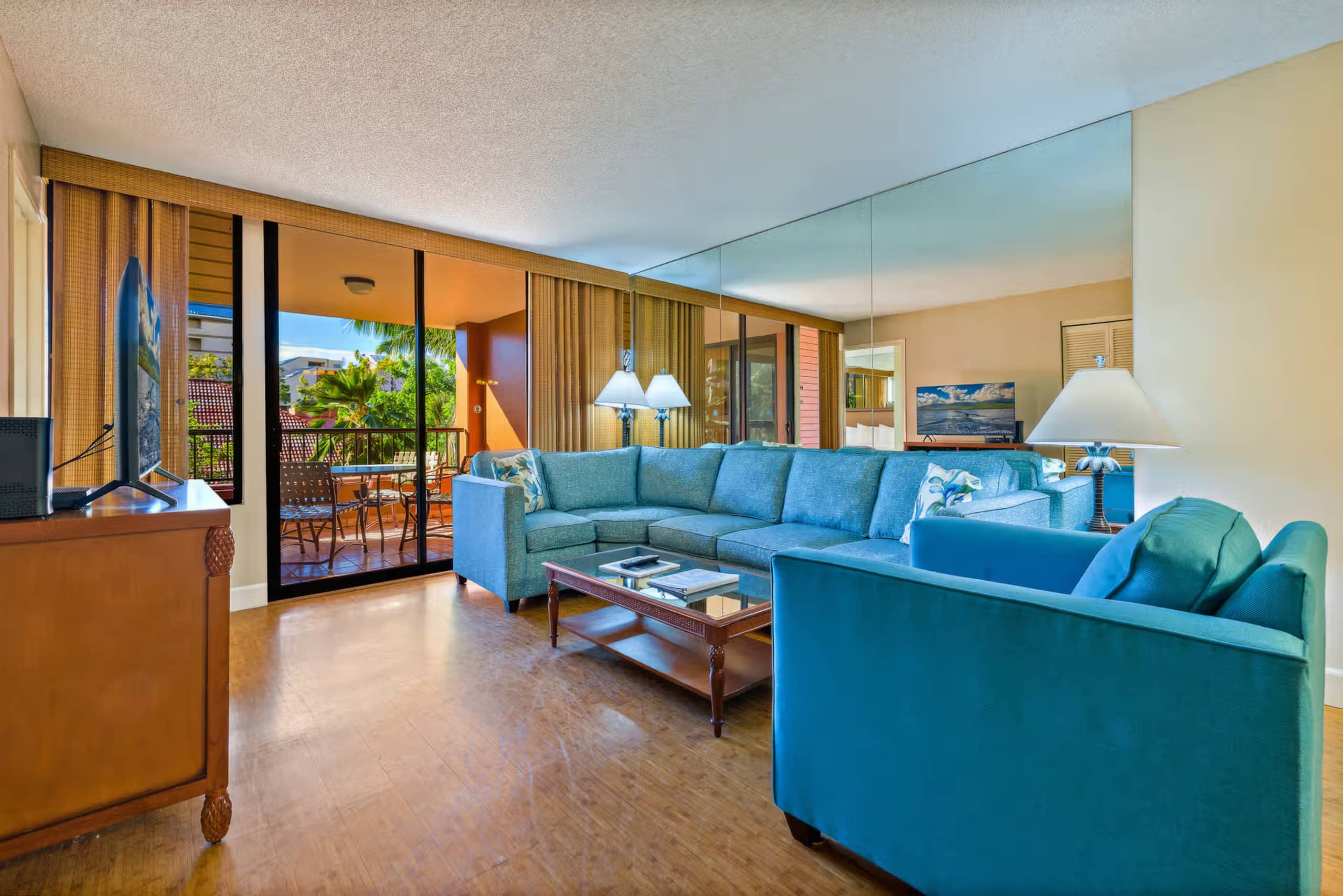 Condo in Lahaina · ★4.75 · 1 bedroom · 2 beds · 1 private bath - Image 2