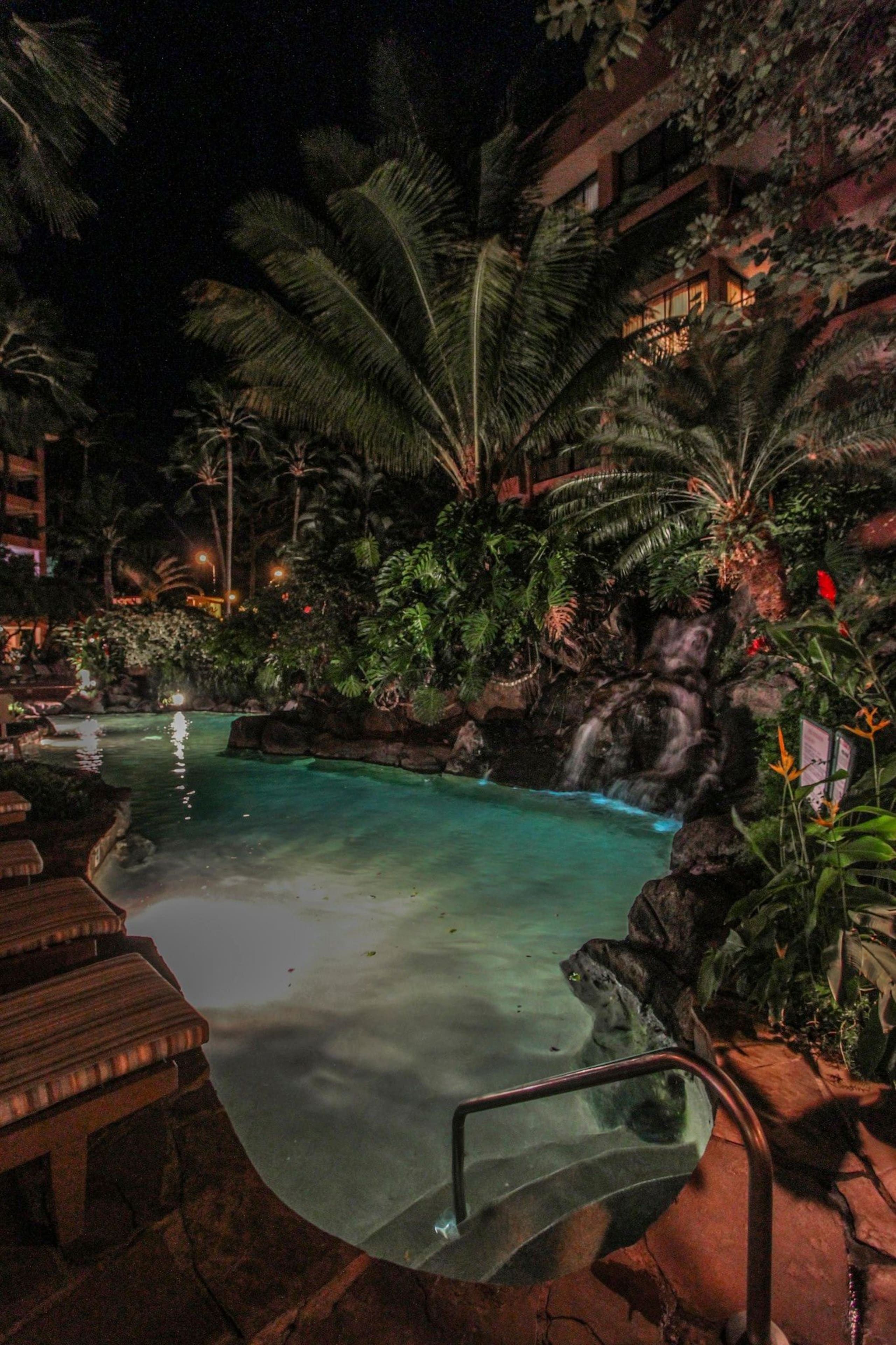 Condo in Lahaina · ★4.75 · 1 bedroom · 2 beds · 1 private bath - Image 17