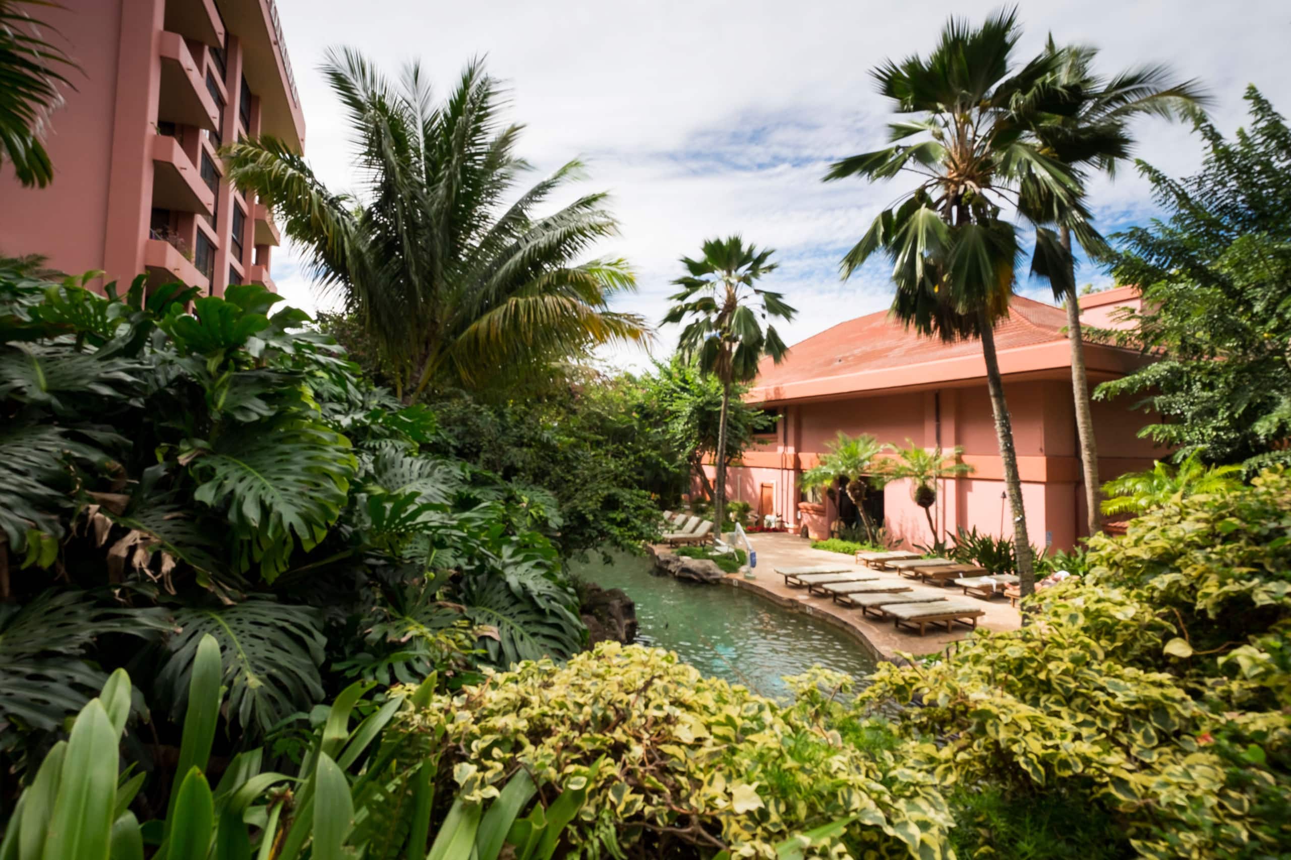 Condo in Lahaina · ★4.75 · 1 bedroom · 2 beds · 1 private bath - Image 16