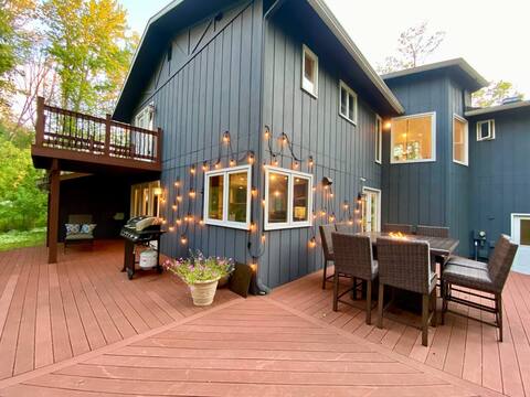 Quiet, Private, Walk Downtown - Breathe Bellaire!