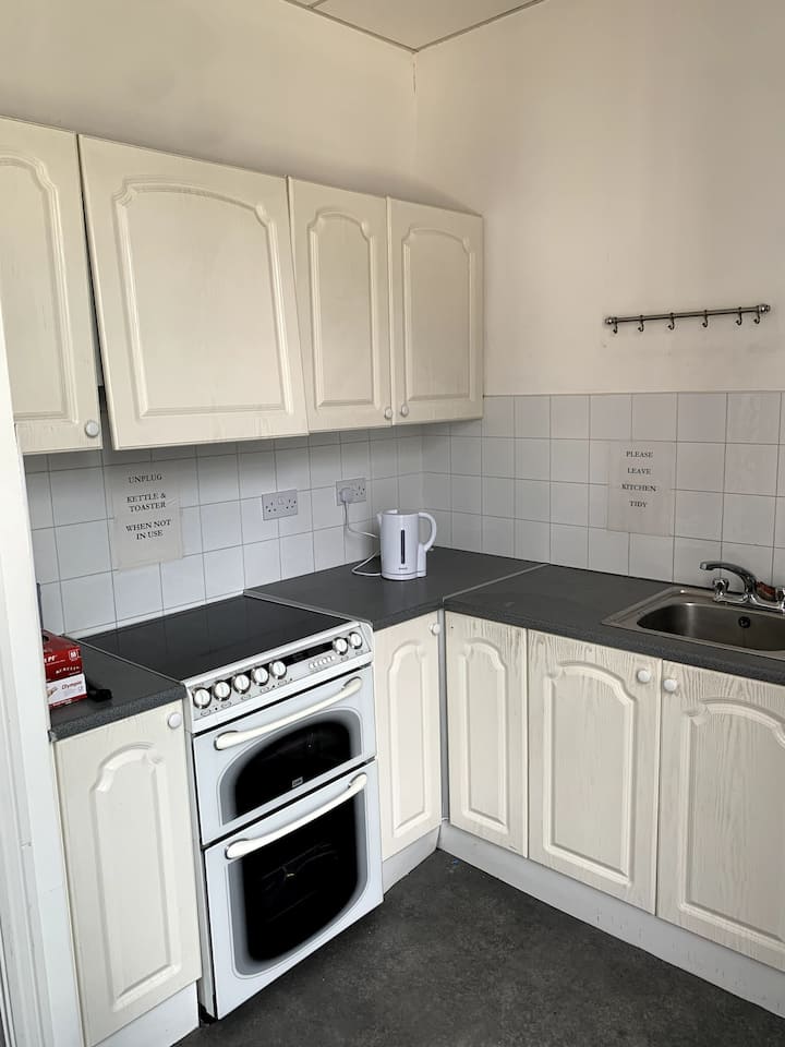 Ground Floor Snug - Private Room - Meath