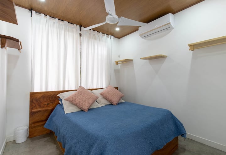 غرفة النوم 2