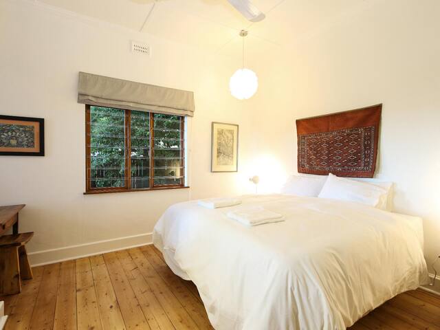 Syringa tree main house gallery image 5