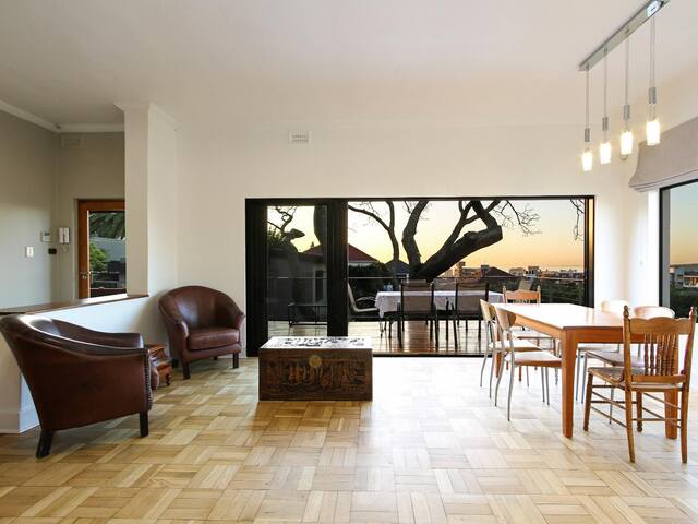 Syringa tree main house gallery image 2