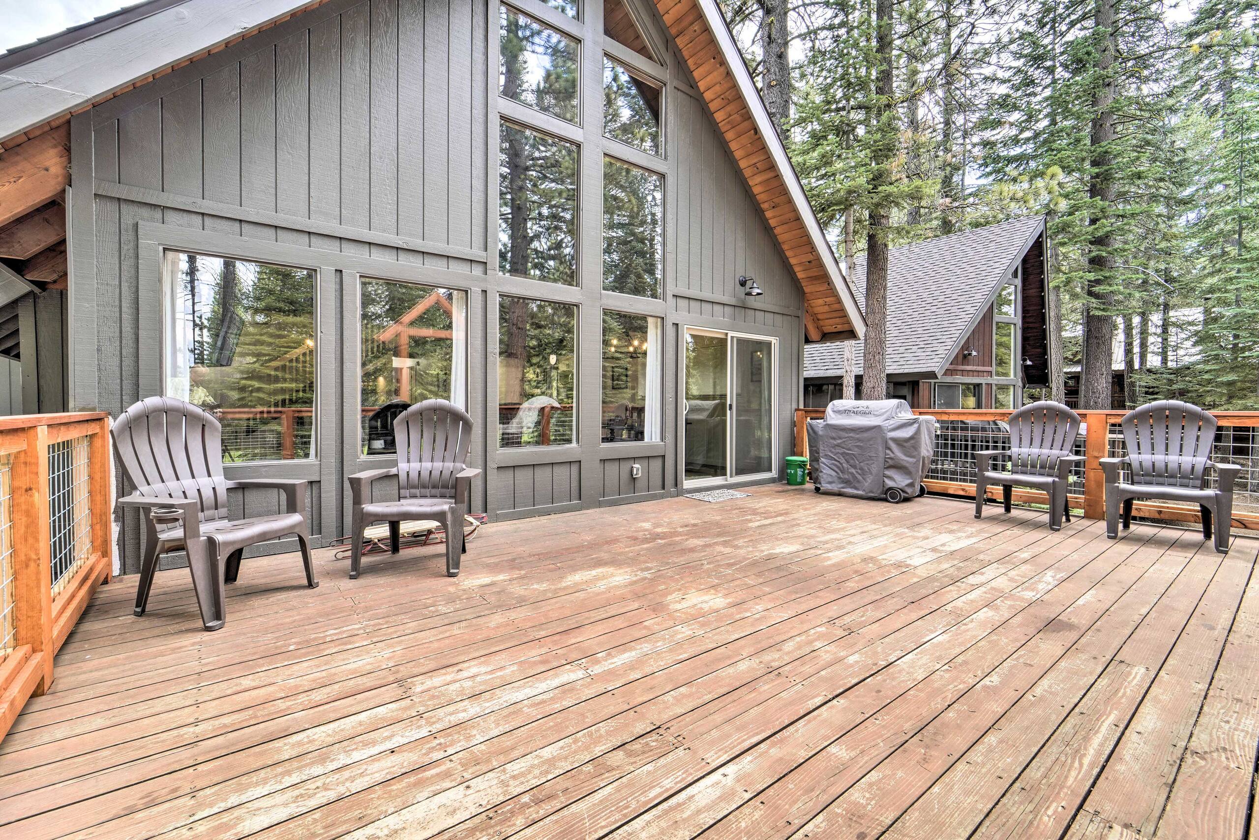 Truckee Home w/ Private Beach, EV Charger - Photo 3