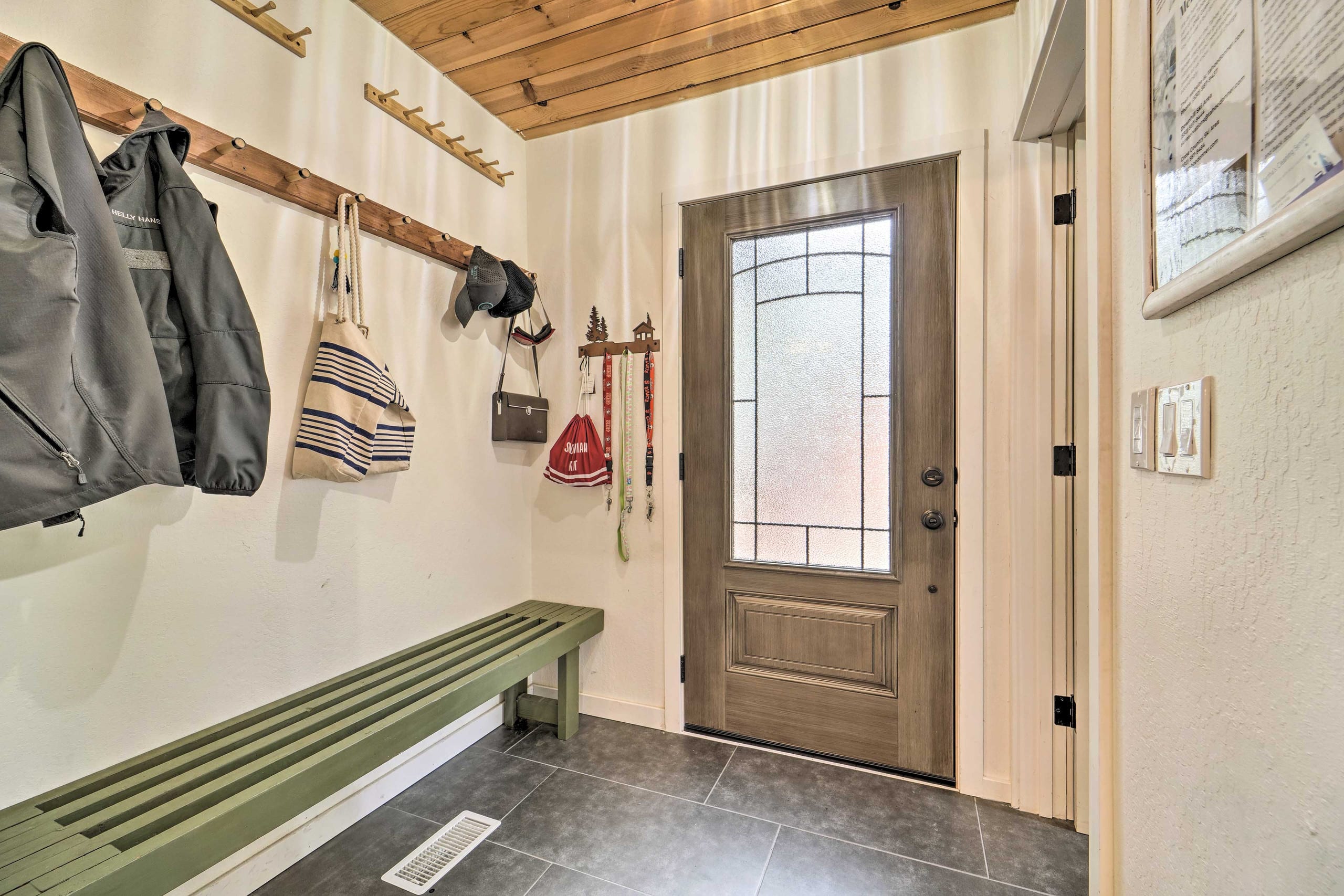 Truckee Home w/ Private Beach, EV Charger - Photo 27