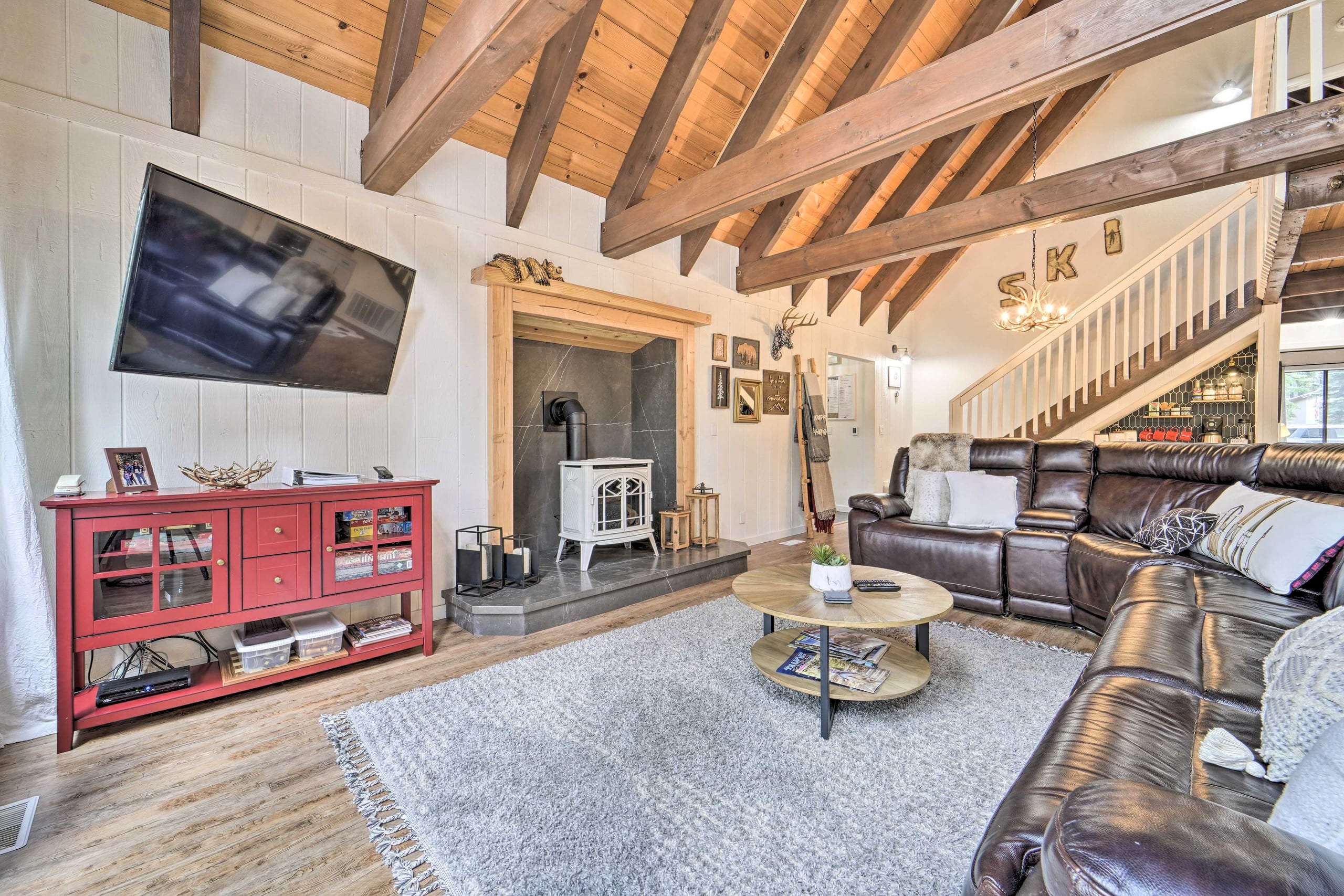 Truckee Home w/ Private Beach, EV Charger - Photo 6