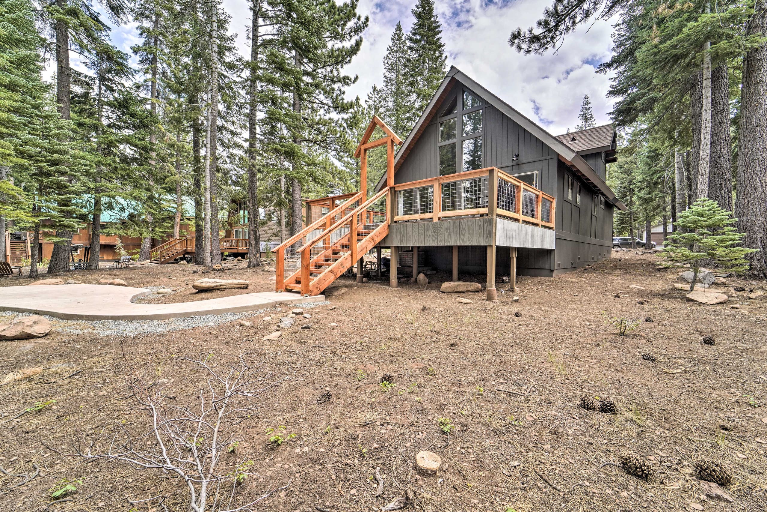Truckee Home w/ Private Beach, EV Charger - Photo 32