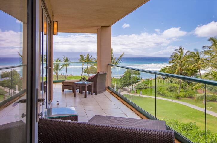Maui Resort Rentals: Honua Kai Oceanfront 4BR gallery image 3