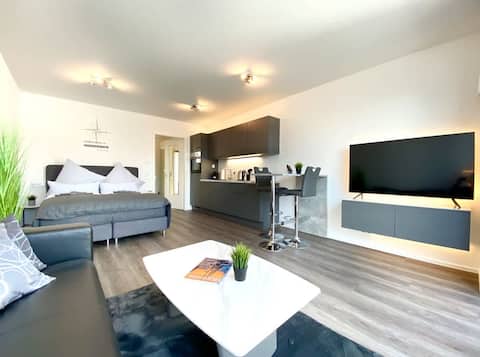 Successful Airbnb property: Auszeit Apartment Dream • Directly at the lake in Friedrichshafen