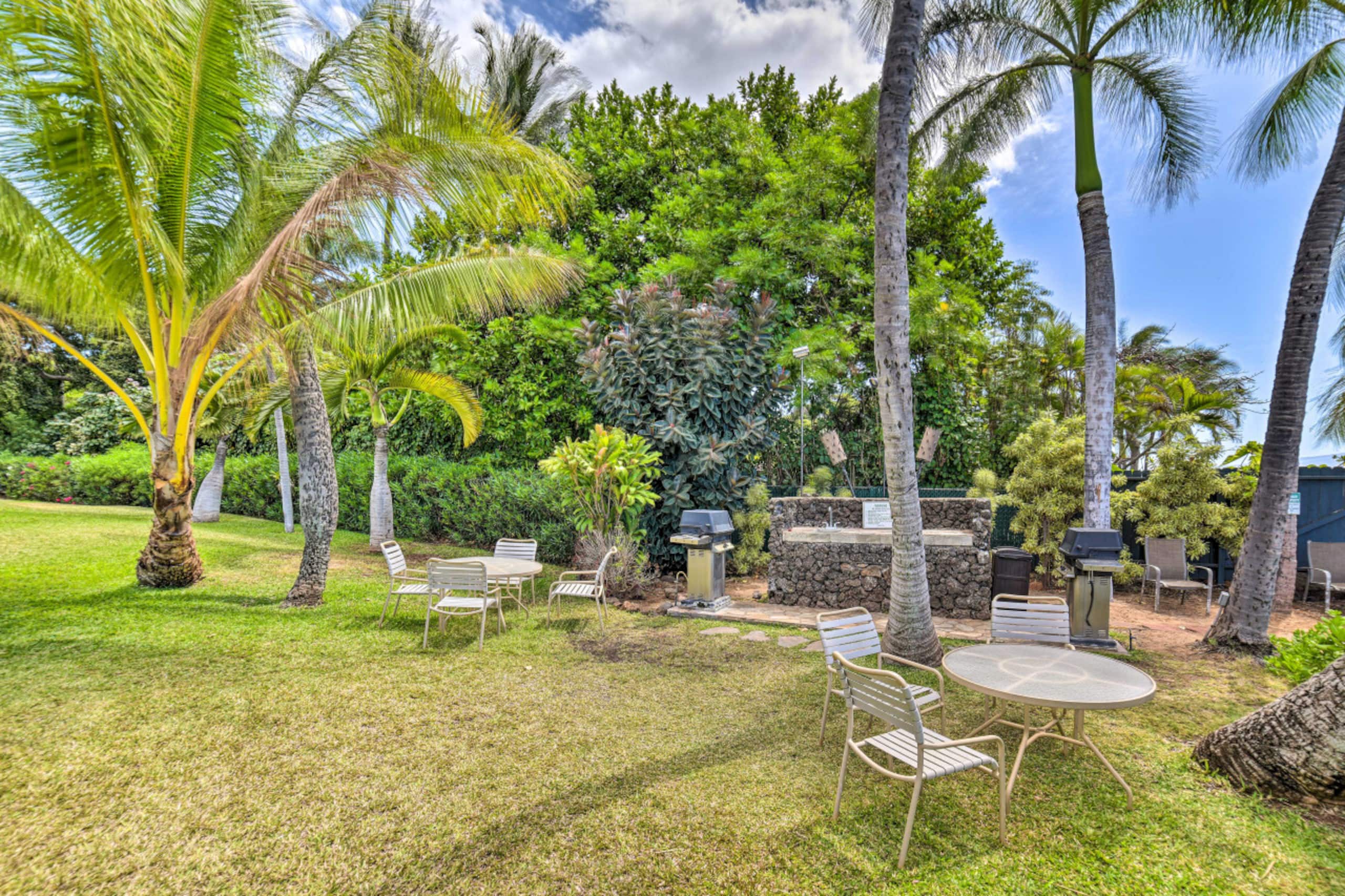 Condo in Wailuku · ★4.76 · 1 bedroom · 2 beds · 1 bath - Image 20