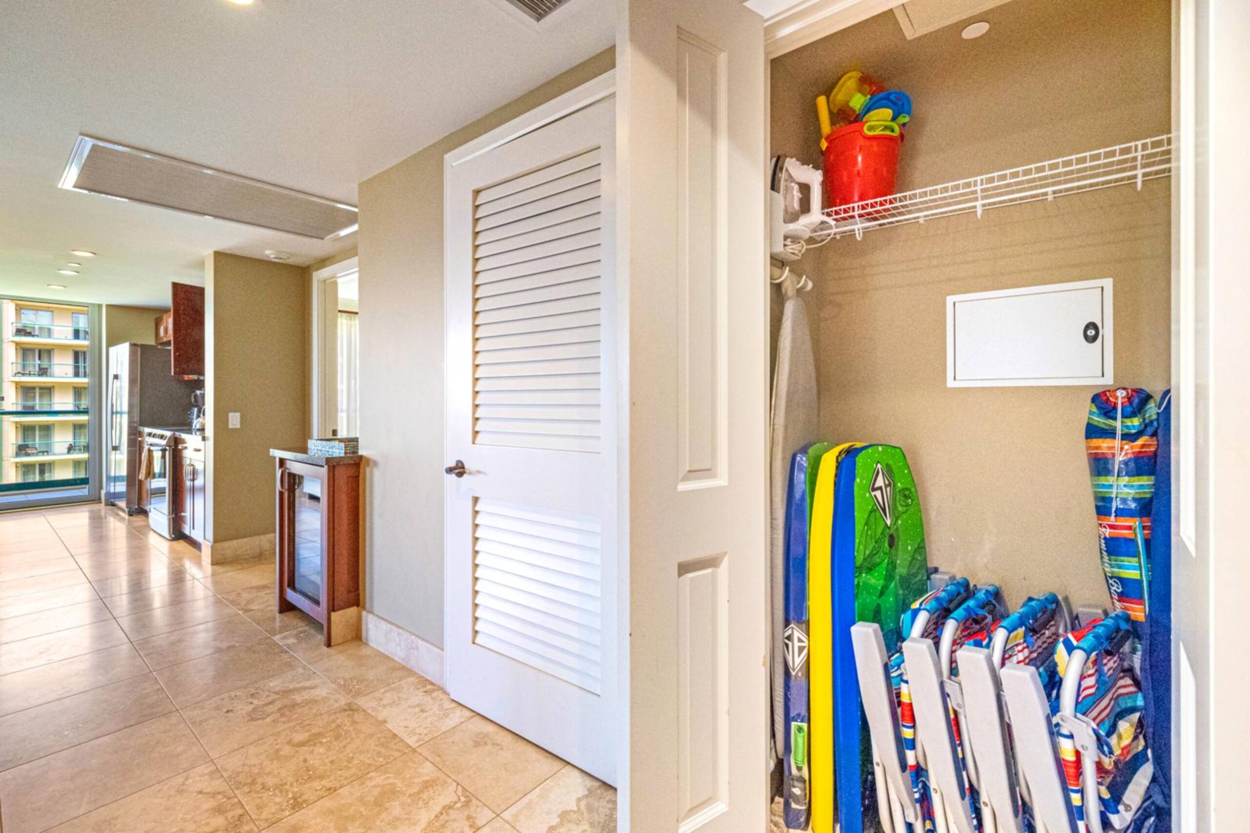 Condo in Lahaina · ★4.83 · 2 bedrooms · 3 beds · 2 baths - Image 32
