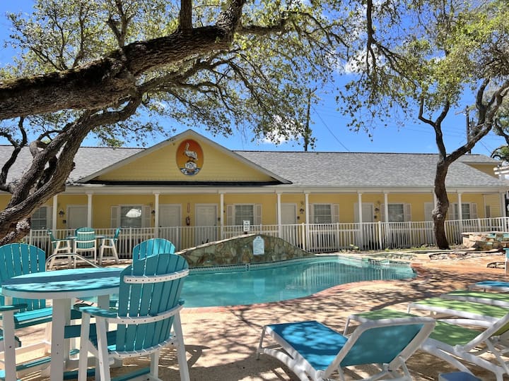 Suite 24 at D&R Pelican Bay Resort Pet Friendly Fulton, TX Airbnb Airbnb