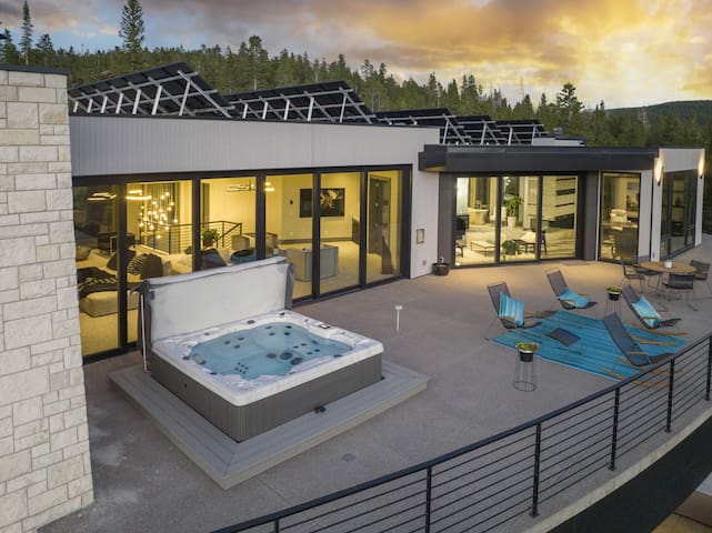 Summit At Gore managed Airbnb listing 2