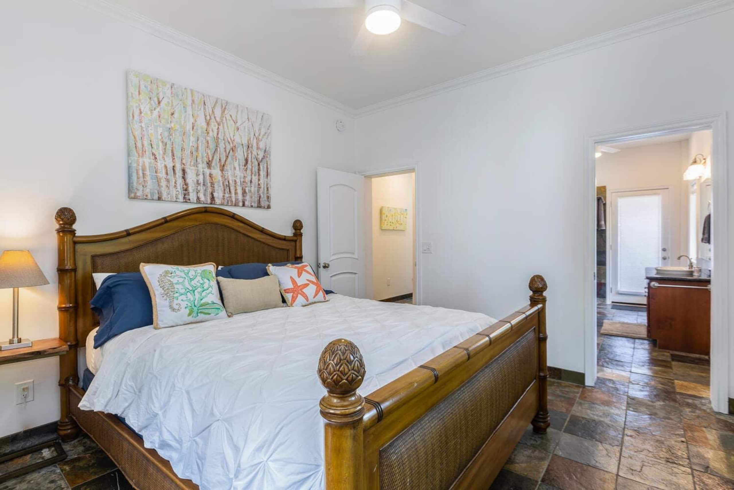 Home in Hanalei · ★4.83 · 3 bedrooms · 4 beds · 3.5 baths - Photo 6