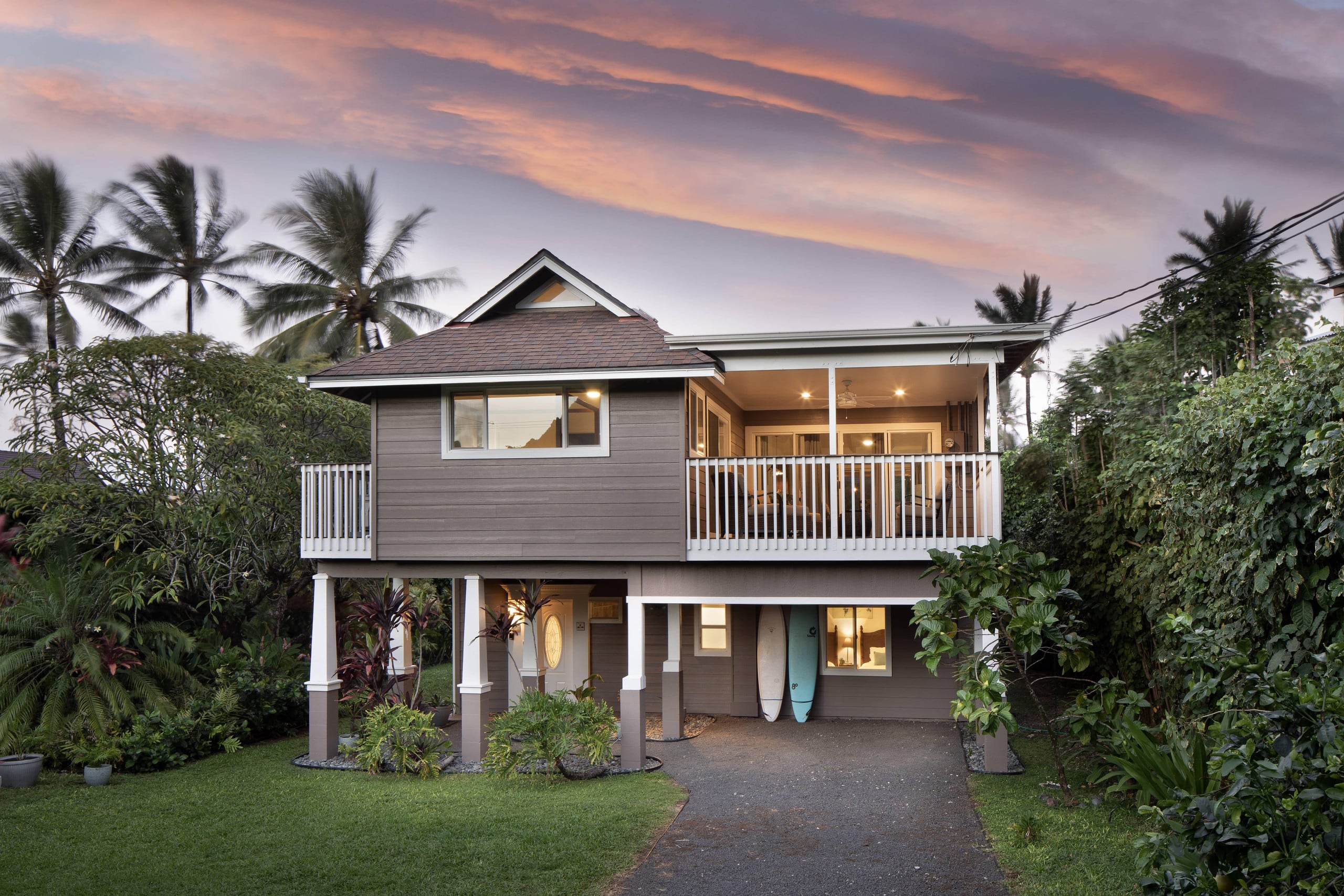 Home in Hanalei · ★4.83 · 3 bedrooms · 4 beds · 3.5 baths - Photo 12