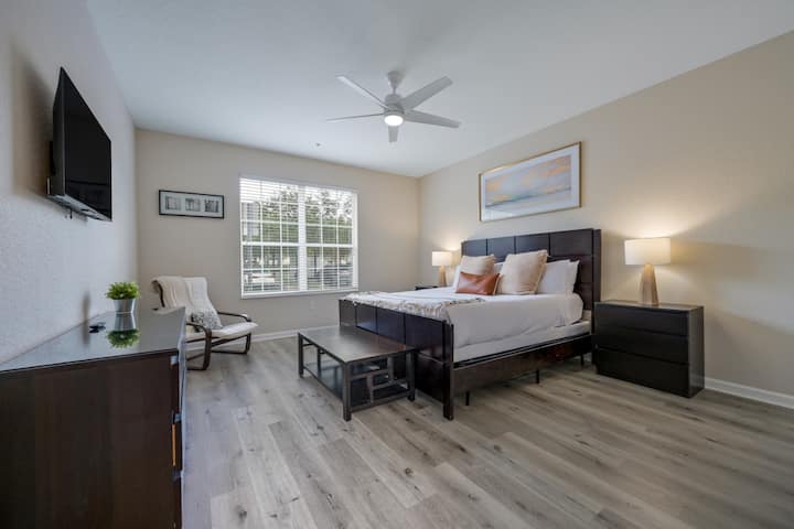 Low_4840_Cayview_Ave -101 -17