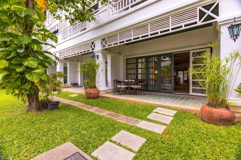 4 Bedroom Townhouse in Great Location!