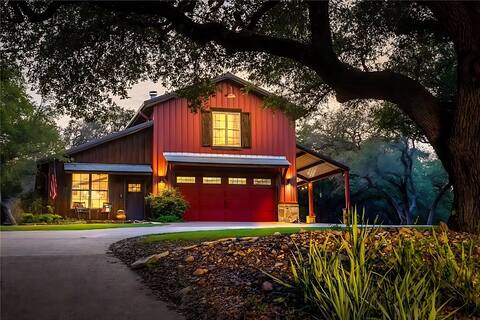 Secluded Stay at Drifter's Ranch - 12 Acres