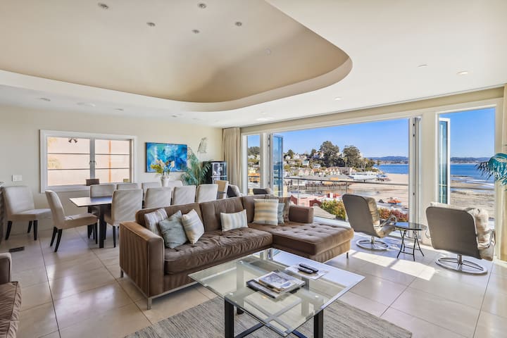 Luxury Oceanside Dream – Steps to Capitola Beach gallery image 3