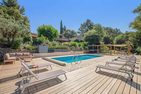 Grand Provencal 5-Bedroom Stone Villa with Pool