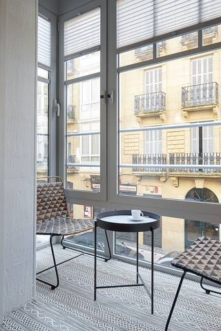 Azoka Suite by FeelFree Rentals gallery image 2