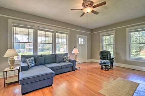 Glasgow Home w/ Porch: Close to Lake & Caves!
