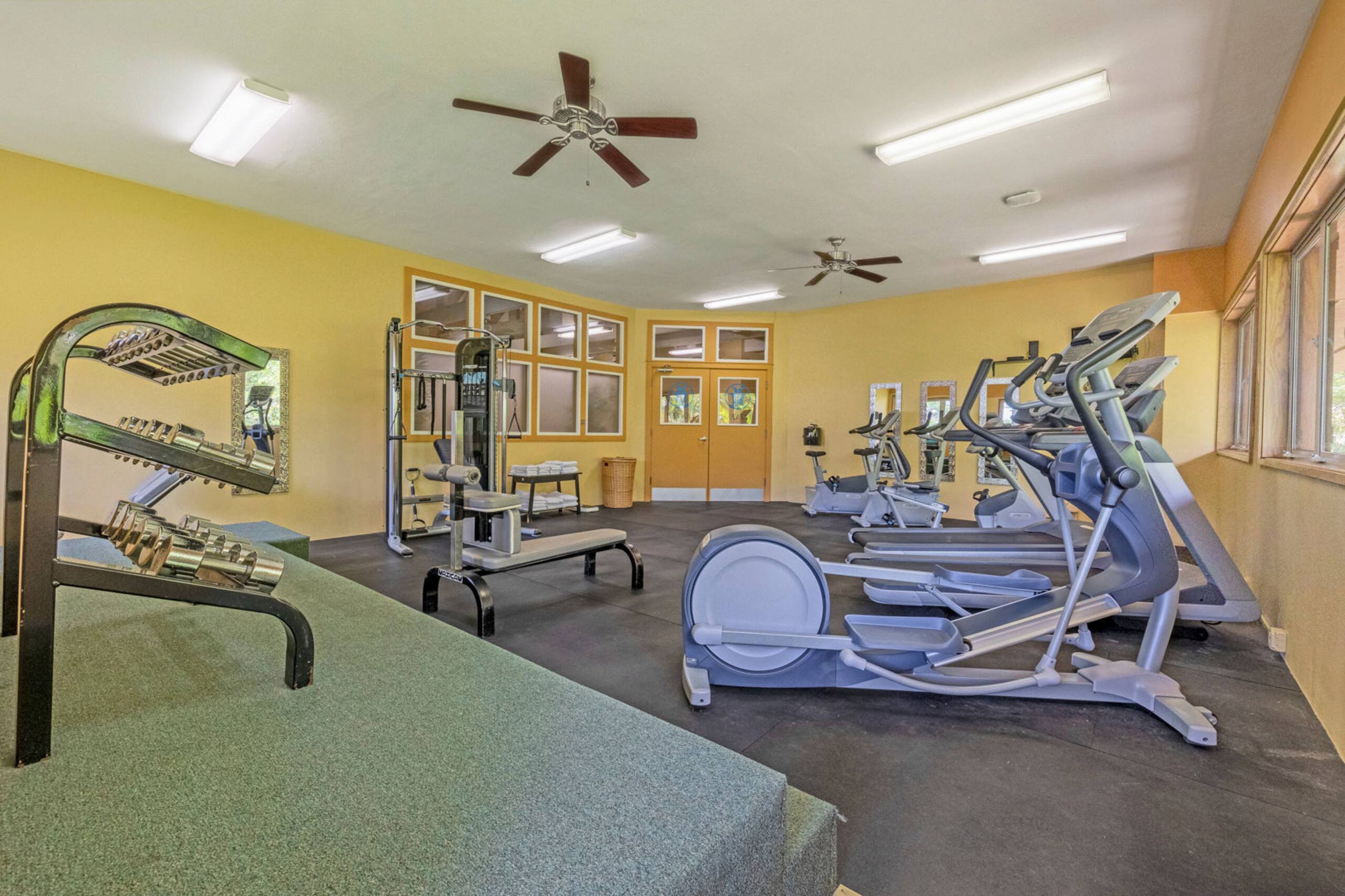 Condo in Lahaina · ★4.48 · 1 bedroom · 1 bed · 1 bath - Image 29