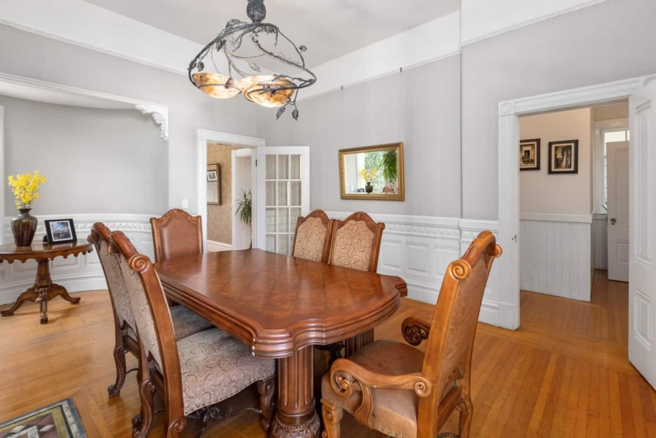 Condo in San Francisco · ★4.96 · 3 bedrooms · 3 beds · 2 baths - Image 29