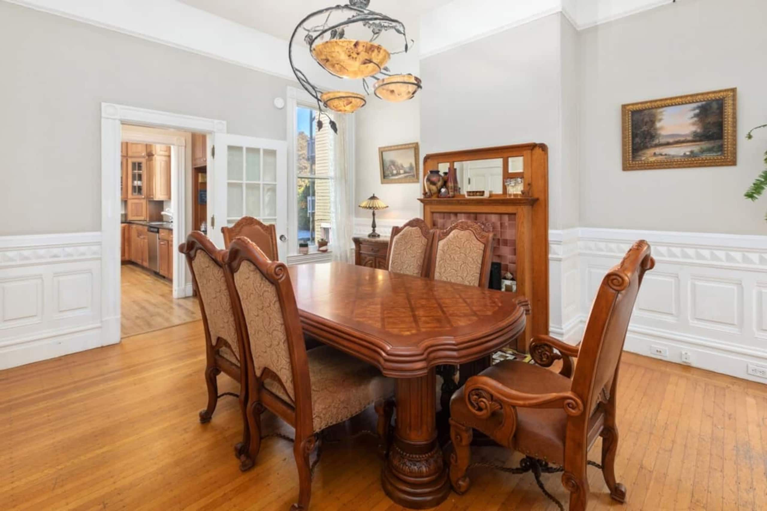 Condo in San Francisco · ★4.96 · 3 bedrooms · 3 beds · 2 baths - Image 27