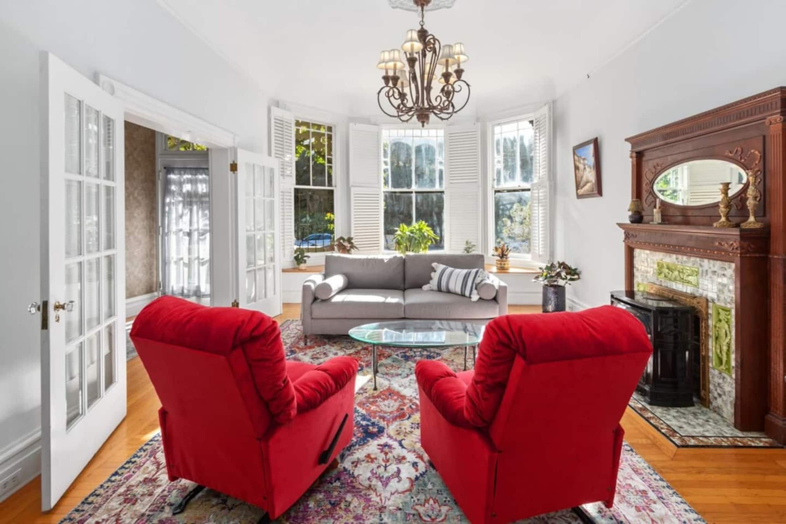 Condo in San Francisco · ★4.96 · 3 bedrooms · 3 beds · 2 baths - Image 5