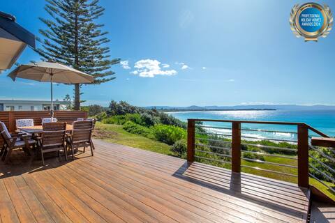 Eclipse - Absolute Beachfront with Stunning Views