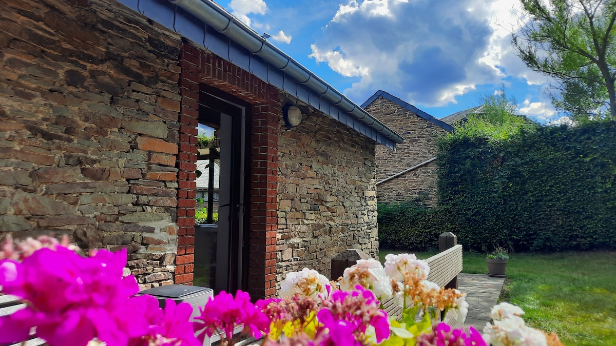 Top Airbnb: Gîte rural Hubermont & Merveilles in La Roche En Ardenne