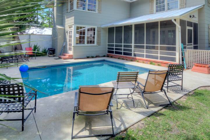 Emmons Realty managed Airbnb listing 1