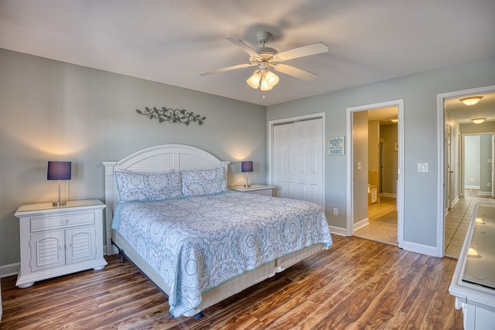 ห้องนอน: เตียงคิงไซส์