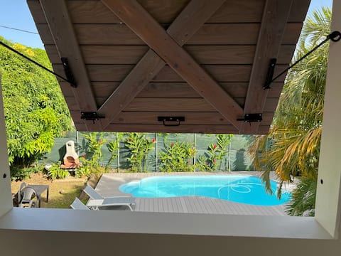 Colibri Lodge, charming apartment with pool