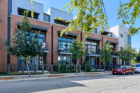 Urban Modern Pearl Group Rental - Sleeps 20