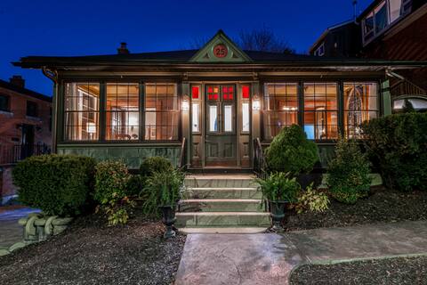 Henry House - Patio Suite | An Arrivals Stay