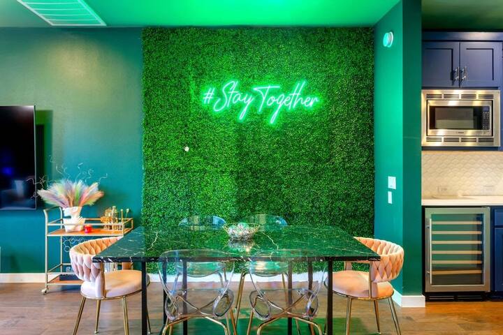 Austin 5BR House with Backyard near Rainey St gallery image 3