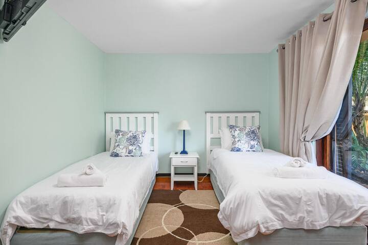 Vyumba vitatu vya kulala vya Kisasa 2806 picha ya 4