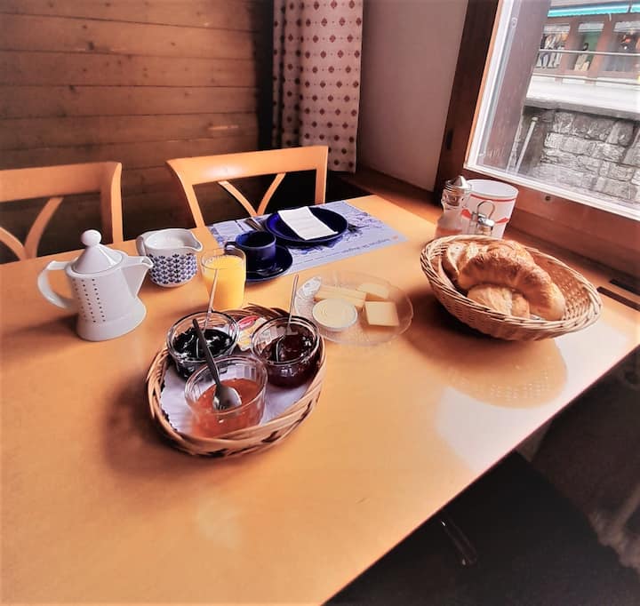 2-rooms Apartment In The Center Of Grindelwald, Breakfast Included - Grindelwald