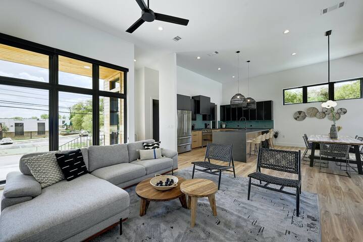 UT Football Fave – Pool, Hot Tub, Tulum Inspired gallery image 5