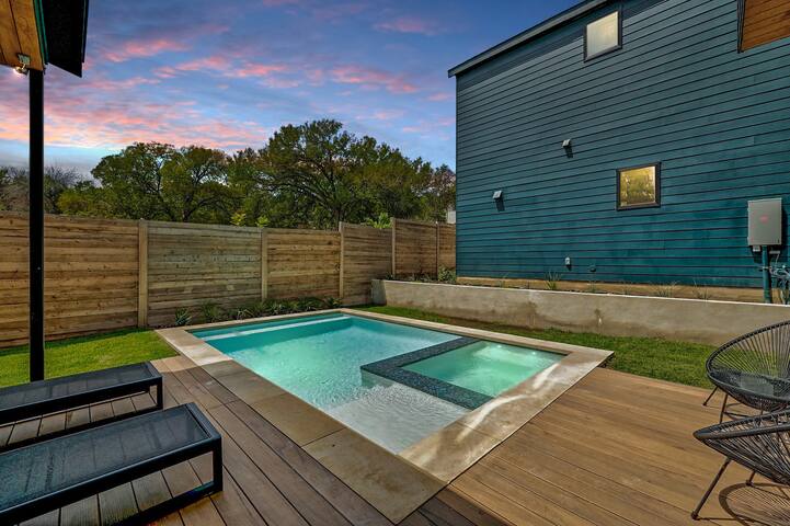 UT Football Fave – Pool, Hot Tub, Tulum Inspired gallery image 4