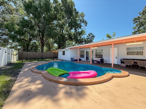 Tampa Home Near Hard Rock Casino!